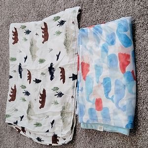 (2) blankets (1) Saranoni Swaddle blanket and (1) Tahari Blanket